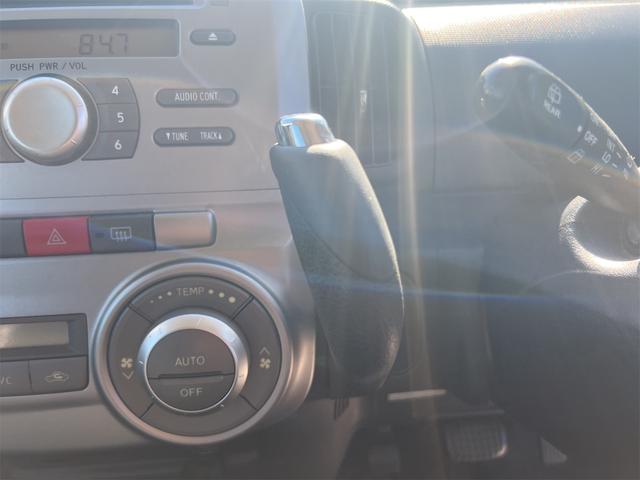 タント Ｇ　電動スライドドア　スマートキー　アイドリングストップ　電動格納ミラー　ベンチシート　ＣＶＴ　盗難防止システム　ＡＢＳ　ＣＤ　ミュージックプレイヤー接続可　アルミホイール　衝突安全ボディ　エアコン（6枚目）