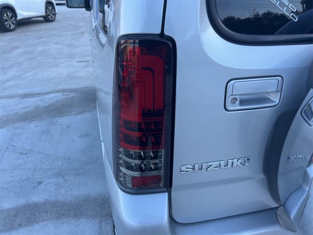 ジムニー XC 4WD キーレスエントリー 電動格納ミラー AT ABS CD アルミホイール 衝突安全ボディ エアコン パワーステアリング パワーウィンドウ(26枚目)