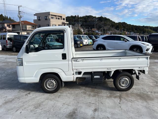 アクティトラック ＳＤＸ　軽トラック　三方開　ＭＴ　ＥＴＣ　エアコン　運転席エアバッグ（8枚目）