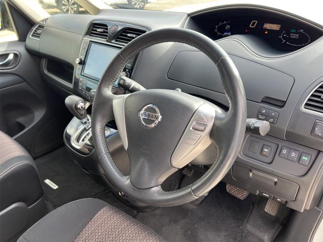 セレナ ハイウェイスター　Ｓ－ハイブリッド　ＥＴＣ　バックカメラ　ナビ　ＴＶ　オートクルーズコントロール　レーンアシスト　衝突被害軽減システム　両側電動スライドドア　オートライト　スマートキー　アイドリングストップ　電動格納ミラー　３列シート（41枚目）