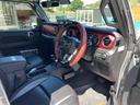 CHRYSLER JEEP JEEP GLADIATOR