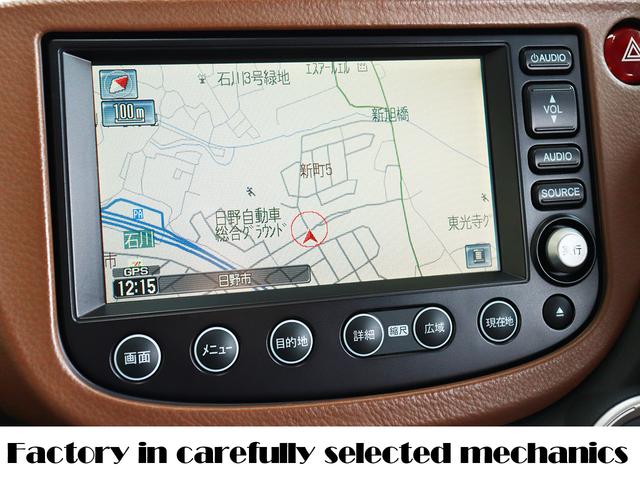 フィット 設立23年 信頼の自社工場完備 車は整備で程度が変わります RS ディーラー下取車 5足マニュアル 走行距離1,8万キロ台 OPステアリング OP本革レザーシートカバー OPインテリアパネル 純正ナビ 地デジ バックカメラ 足回りリフレッシュ済(19枚目)