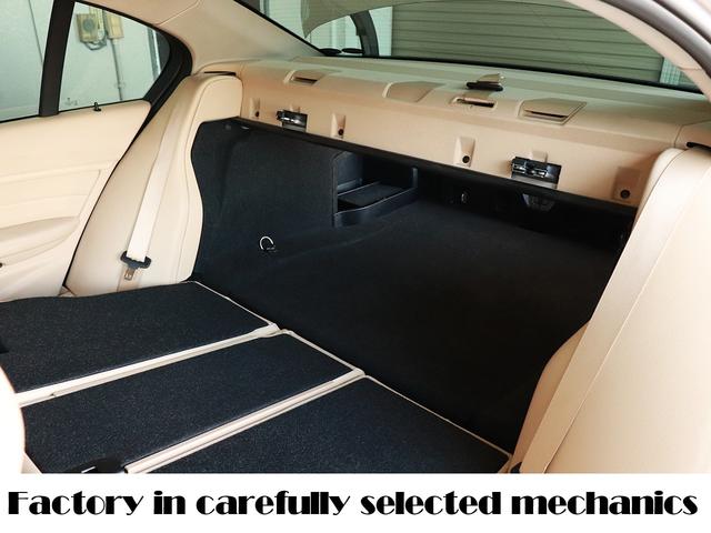 3シリーズ 設立23年 信頼の自社工場完備 車は整備で程度が変わります 320ixDrive ラグジュアリー ディーラー下取車 4WD ワンオーナー 新品タイヤ サンルーフ ヘッドアップディスプレイ シートヒーター(フロント、リア) サイドカメラ トップビュー(50枚目)