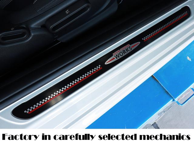 ＭＩＮＩ 設立２３年　信頼の自社工場完備　車は整備で程度が変わります　ジョンクーパーワークス　ディーラー下取車　グー鑑定外装評価星５　ユニオンジャックテール　ヘッドアップディスプレイ　ブラックホイール　スポーツモード　レッドキャリパー　レッド補強バー　バックカメラ（25枚目）