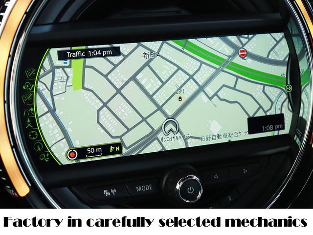 ＭＩＮＩ 設立２３年　信頼の自社工場完備　車は整備で程度が変わります　ジョンクーパーワークス　ディーラー下取車　グー鑑定外装評価星５　ユニオンジャックテール　ヘッドアップディスプレイ　ブラックホイール　スポーツモード　レッドキャリパー　レッド補強バー　バックカメラ（32枚目）