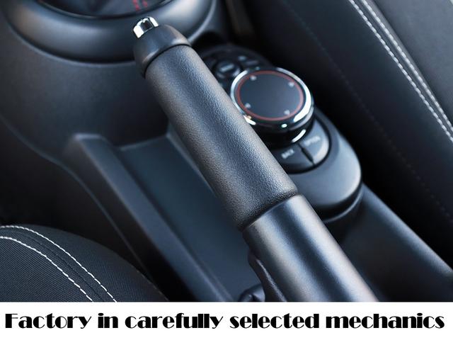 ＭＩＮＩ 設立２３年　信頼の自社工場完備　車は整備で程度が変わります　ジョンクーパーワークス　ディーラー下取車　グー鑑定外装評価星５　ユニオンジャックテール　ヘッドアップディスプレイ　ブラックホイール　スポーツモード　レッドキャリパー　レッド補強バー　バックカメラ（39枚目）