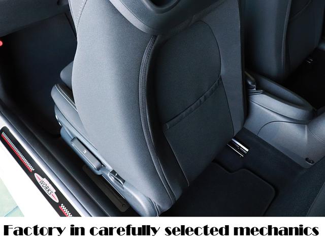 ＭＩＮＩ 設立２３年　信頼の自社工場完備　車は整備で程度が変わります　ジョンクーパーワークス　ディーラー下取車　グー鑑定外装評価星５　ユニオンジャックテール　ヘッドアップディスプレイ　ブラックホイール　スポーツモード　レッドキャリパー　レッド補強バー　バックカメラ（49枚目）
