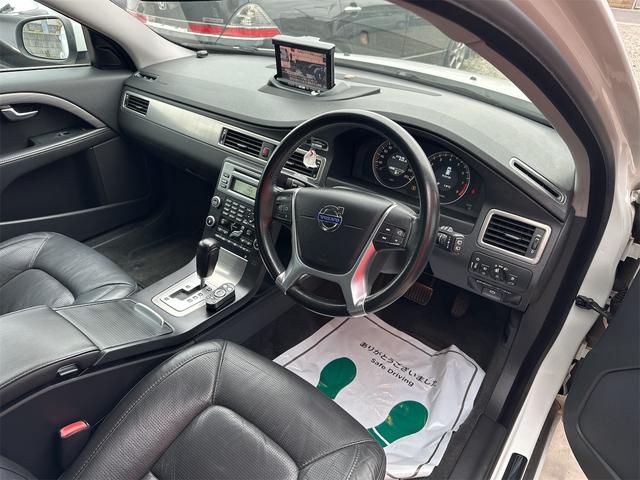 V70 T5 SE ワンオーナー ディーラー整備車 ターボ シートヒーター&エアシート パワーゲート 革シート 前席パワーシート ナビ 地デジ ETC(37枚目)