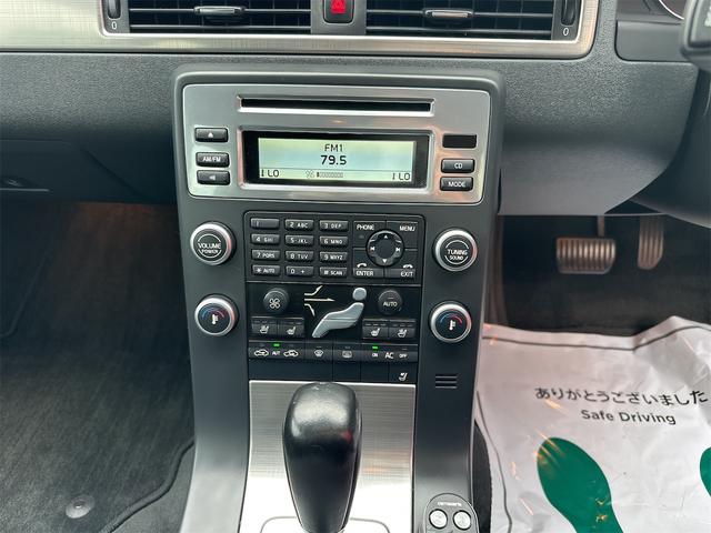 V70 T5 SE ワンオーナー ディーラー整備車 ターボ シートヒーター&エアシート パワーゲート 革シート 前席パワーシート ナビ 地デジ ETC(40枚目)