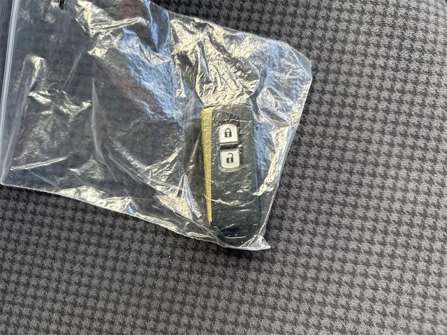 N-ONE G 4WD ワンオーナー 49,000km ディーラー整備車 記録簿6枚 アイドリングストップ スマートキー ライトレベライザー 保証書 取説書(40枚目)