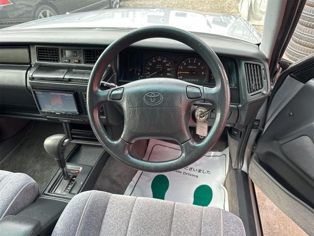 クラウンワゴン入荷しました！タイベル交換済み　Ｒ７年３月２９日　２３１１０２ｋｍ時　バッテリー＆Ｆブレーキパット交換済み　令和７年３月　社外ナビ　地デジ　Ｂｌｕｅｔｏｏｔｈ　ＤＶＤ　ＣＤ　ＥＴＣ付