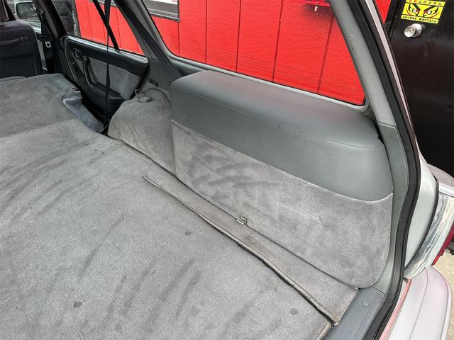 ＤＥＳＴＩＮＹではどんな車両でも、こだわりを持って販売させて頂きます。写真もお客様が細かく分かるようにできるだけ多くの写真を載せて登録させて頂きます。もし気になる箇所などある場合は追加で写真を送ります