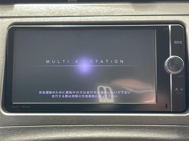 Ｓ　社外ＳＤナビ　フルセグＴＶ　ＡＭ　ＦＭ　ＣＤ　ＤＶＤ　バックカメラ　プッシュスタート　スマートキー　ビルトインＥＴＣ　横滑り防止装置　盗難防止装置　ＬＥＤライト　オートライト　電動格納ミラー(13枚目)