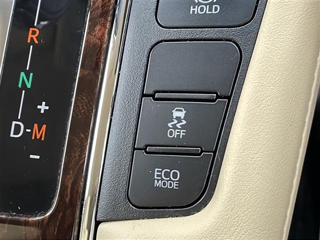 ヴェルファイア ２．５Ｖ　禁煙車　レザーシート　ワンオーナー　トヨタセーフティセンス　レーダークルーズコントロール　純正ナビ　フリップダウンモニター　フルセグ　バックカメラ　両側パワースライドドア　シートヒーター　Ｐシート（5枚目）