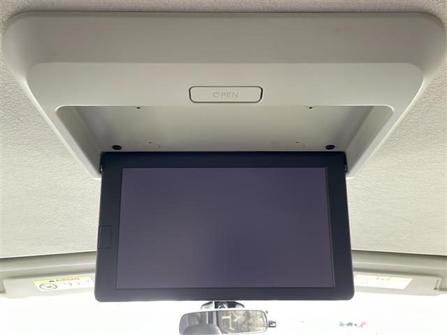 セレナ ライダー プロパイロットエディション 純正9インチメモリナビ 純正フリップダウンモニター プロパイロット エマージェンシーブレーキ フルセグ Bluetooth バックカメラ 両側パワースライドドア 革調シートカバー ブレーキホールド(8枚目)