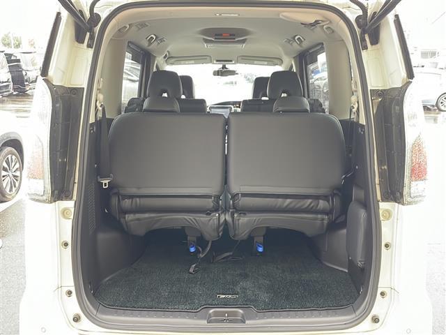 セレナ ライダー プロパイロットエディション 純正9インチメモリナビ 純正フリップダウンモニター プロパイロット エマージェンシーブレーキ フルセグ Bluetooth バックカメラ 両側パワースライドドア 革調シートカバー ブレーキホールド(17枚目)