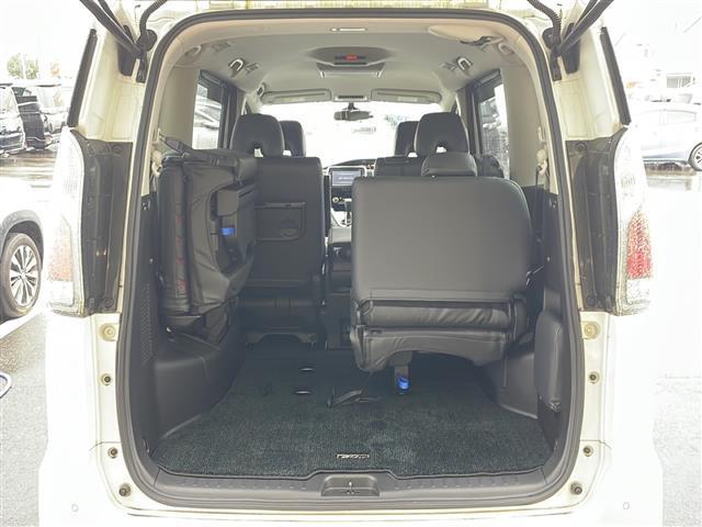 セレナ ライダー プロパイロットエディション 純正9インチメモリナビ 純正フリップダウンモニター プロパイロット エマージェンシーブレーキ フルセグ Bluetooth バックカメラ 両側パワースライドドア 革調シートカバー ブレーキホールド(36枚目)