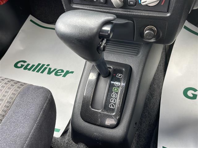 パジェロミニ ＶＲ－Ｓ　禁煙車　三菱自動車仕様限定車　ＪＡＯＳ大型グリルガード　ＪＡＯＳアルミスキットプレート　ＢＢＳ１６インチアルミホイール　背面タイヤハードカバー　アルパインＨＤＤナビ　ワンセグ　ルーフレール　レカロ（7枚目）