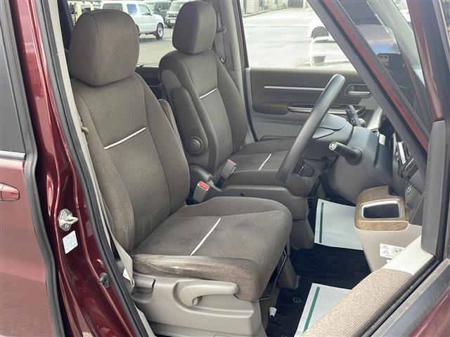 ステップワゴン G・EX ホンダセンシング 両側パワースライドドア 純正フリップダウンモニター 純正ナビ フルセグ マルチビューカメラ ビルトインETC シートヒーター プッシュスタート スマートキー LEDライト(12枚目)