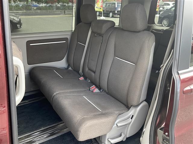 ステップワゴン G・EX ホンダセンシング 両側パワースライドドア 純正フリップダウンモニター 純正ナビ フルセグ マルチビューカメラ ビルトインETC シートヒーター プッシュスタート スマートキー LEDライト(29枚目)