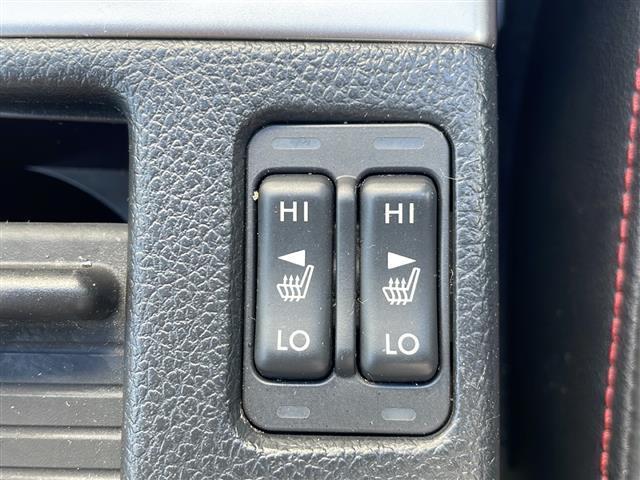 WRX S4 2.0GT-Sアイサイト スバルリアビークルディテクション メーカーオプションナビ バック・サイドカメラ 合皮シート メモリ付き前席パワーシート 前席シートヒーター パドルシフト ドライブレコーダー 電動パーキングブレーキ(12枚目)