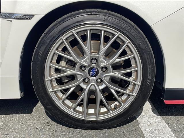 WRX S4 2.0GT-Sアイサイト スバルリアビークルディテクション メーカーオプションナビ バック・サイドカメラ 合皮シート メモリ付き前席パワーシート 前席シートヒーター パドルシフト ドライブレコーダー 電動パーキングブレーキ(17枚目)
