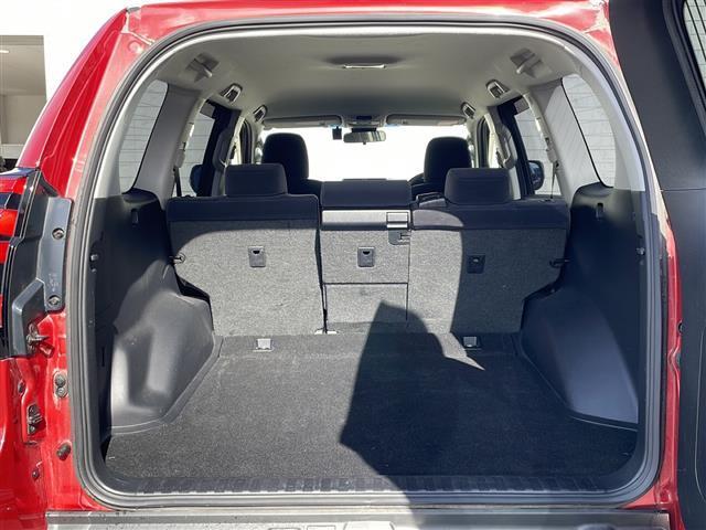 ランドクルーザープラド ＴＸ　ワンオーナー　トヨタセーフティセンス　純正ナビ　フルセグテレビ　バックカメラ　ＥＴＣ　純正ドラレコ　クルコン　オートマチックハイビーム　コーナーセンサー　フォグランプ　スマートキー　純正アルミ（17枚目）