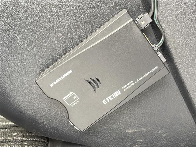 アルファード 2.5X 禁煙車 トヨタセーフティセンス レーダークルーズコントロール 社外ナビ フルセグ バックカメラ 片側パワースライドドア ETC2.0 ドライブレコーダー 電動パーキングブレーキ オートホールド(13枚目)