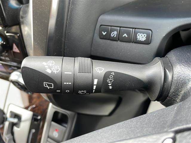 アルファード ２．５Ｘ　ワンオーナー　トヨタセーフティセンス　レーダークルーズコントロールバックカメラ　フルセグ　片側パワースライドドア　ドライブレコーダー　Ｃｌａｚｚｉｏレザー調シートカバー　電動パーキングブレーキ（30枚目）