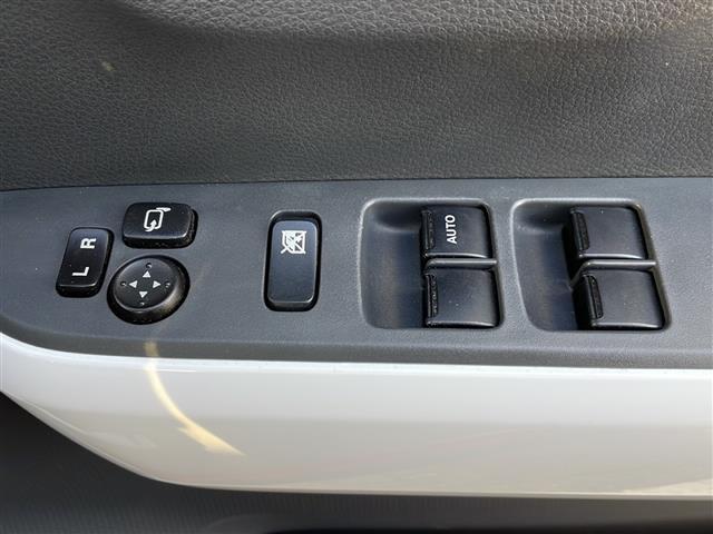 ハスラー Ｇ　レーダーブレーキサポート　ＤＯＰナビ（ＣＤ．ＤＶＤ．ＢＴ）　フルセグ　ＥＴＣ　シートヒーター　ダウンヒルアシスト　グリップコントロール　キセノンライト　プッシュスタート　スマートキー（22枚目）