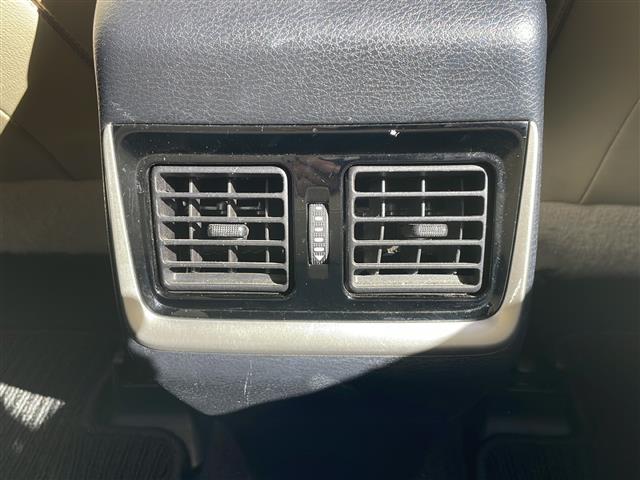 ハリアー エレガンス　純正ナビ　フルセグ　バックカメラ　ハーフレザーシート　パワーシート　ＬＥＤヘッドライト　アイドリングストップ　横滑り防止　プッシュスタート　スマートキー（30枚目）