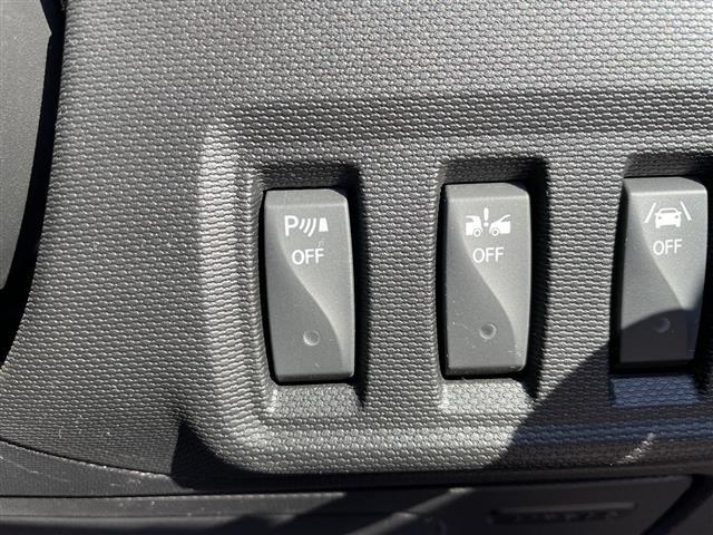 スマートフォーフォー ＢＲＡＢＵＳ　エクスクルーシブ　衝突軽減ブレーキ　レーンキープアシスト　レザーシート　ガラスルーフ　社外フローティングナビ　フルセグ　バックカメラ　パドルシフト　クルーズコントロール　キーレス　アイドリングストップ（5枚目）