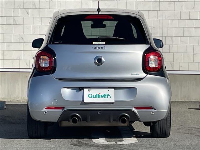 スマートフォーフォー ＢＲＡＢＵＳ　エクスクルーシブ　衝突軽減ブレーキ　レーンキープアシスト　レザーシート　ガラスルーフ　社外フローティングナビ　フルセグ　バックカメラ　パドルシフト　クルーズコントロール　キーレス　アイドリングストップ（36枚目）