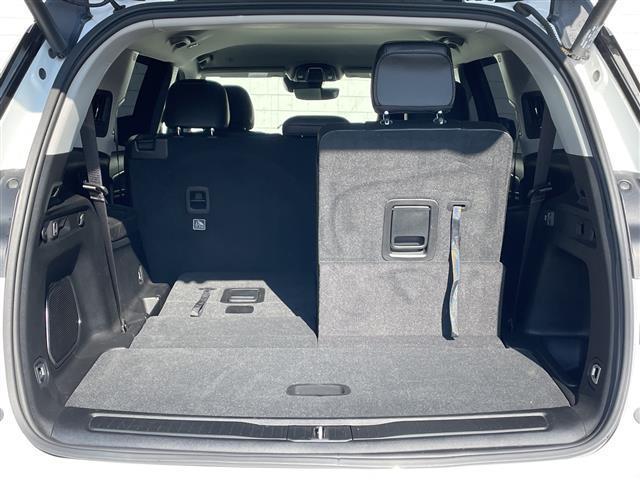 ジープ・グランドチェロキーＬ リミテッド　禁煙　純正ナビ　ＡＬＰＩＮＥサウンドシステム　全方位　クルコン　衝突被害軽減ブレーキ　セレクテレインシステム　パワーバックドア　前面衝突警報　アクティブレーンマネジメント　ヘッドアップディスプレイ（36枚目）