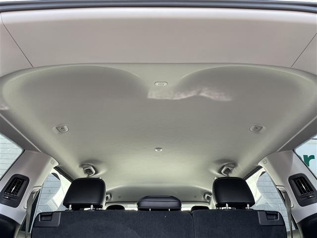 ジープ・グランドチェロキーＬ リミテッド　禁煙　純正ナビ　ＡＬＰＩＮＥサウンドシステム　全方位　クルコン　衝突被害軽減ブレーキ　セレクテレインシステム　パワーバックドア　前面衝突警報　アクティブレーンマネジメント　ヘッドアップディスプレイ（38枚目）