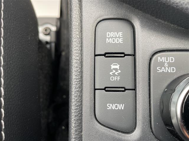 ヤリスクロス Ｚ　モデリスタ　トヨタセーフティセンス　ブラインドスポットモニター　パーキングサポートブレーキ　純正ディスプレイオーディオ　ハーフレザーシート　パワーシート　シートヒーター　ステアリングヒーター　ドラレコ（6枚目）