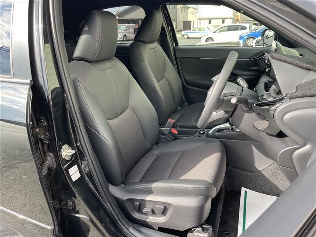 ヤリスクロス Ｚ　モデリスタ　トヨタセーフティセンス　ブラインドスポットモニター　パーキングサポートブレーキ　純正ディスプレイオーディオ　ハーフレザーシート　パワーシート　シートヒーター　ステアリングヒーター　ドラレコ（13枚目）