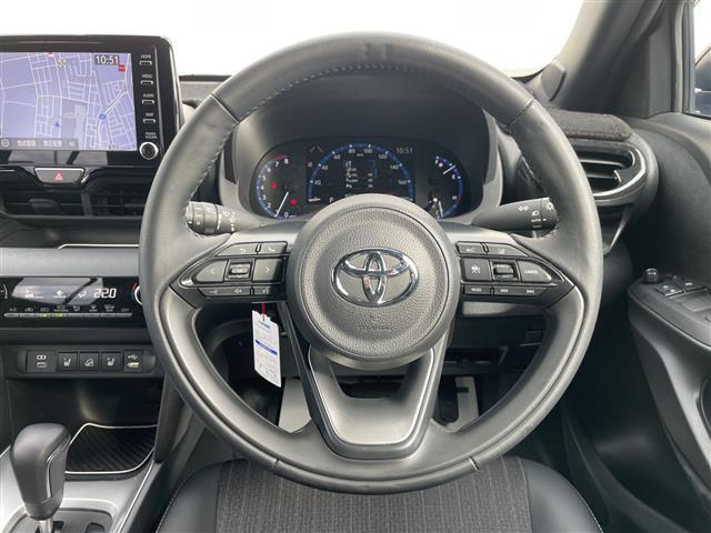 ヤリスクロス Ｚ　モデリスタ　トヨタセーフティセンス　ブラインドスポットモニター　パーキングサポートブレーキ　純正ディスプレイオーディオ　ハーフレザーシート　パワーシート　シートヒーター　ステアリングヒーター　ドラレコ（20枚目）