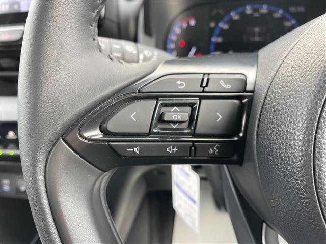 ヤリスクロス Ｚ　モデリスタ　トヨタセーフティセンス　ブラインドスポットモニター　パーキングサポートブレーキ　純正ディスプレイオーディオ　ハーフレザーシート　パワーシート　シートヒーター　ステアリングヒーター　ドラレコ（21枚目）