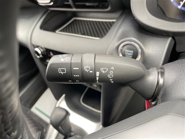 ヤリスクロス Ｚ　モデリスタ　トヨタセーフティセンス　ブラインドスポットモニター　パーキングサポートブレーキ　純正ディスプレイオーディオ　ハーフレザーシート　パワーシート　シートヒーター　ステアリングヒーター　ドラレコ（23枚目）