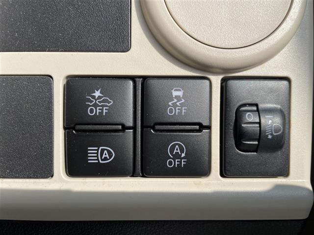 ムーヴキャンバス Ｌ　ＳＡＩＩＩ　４ＷＤ　スマートアシストＩＩＩ　衝突軽減　レーンキープ　横滑り防止　オートハイビーム　誤発信制御　先行車発進おしらせ　社外ナビ　フルセグ　アイドリングストップ　ドアバイザー　冬タイヤ車載　スペアキー（2枚目）