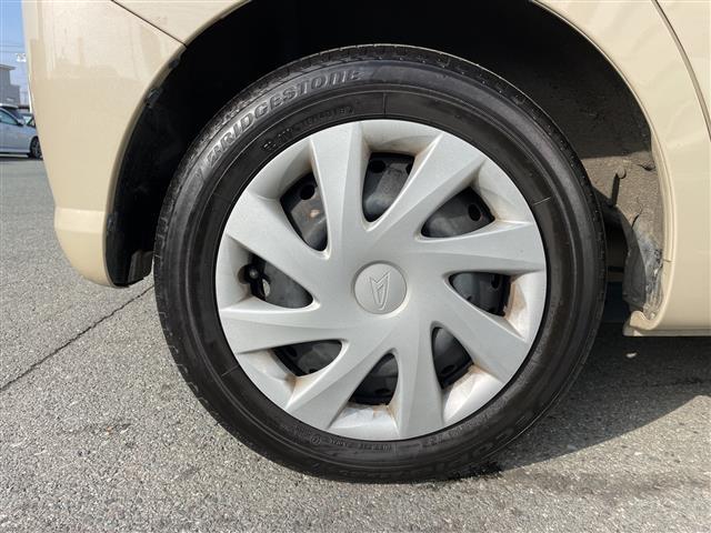 ムーヴキャンバス Ｌ　ＳＡＩＩＩ　４ＷＤ　スマートアシストＩＩＩ　衝突軽減　レーンキープ　横滑り防止　オートハイビーム　誤発信制御　先行車発進おしらせ　社外ナビ　フルセグ　アイドリングストップ　ドアバイザー　冬タイヤ車載　スペアキー（17枚目）