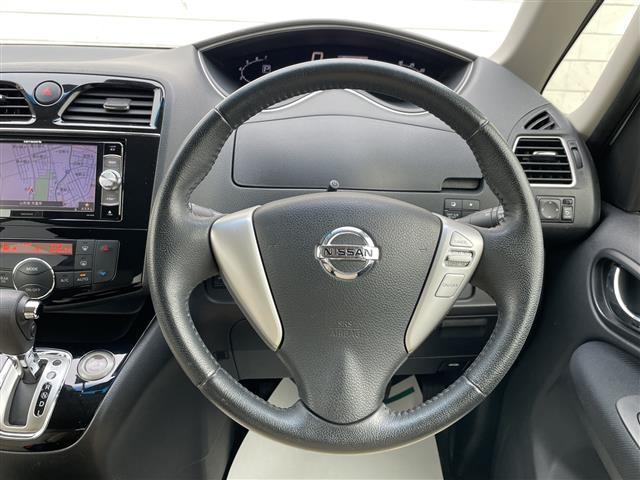 セレナ ハイウェイスター Vセレ+セーフティII SHV エマージェンシーブレーキ 車線逸脱警報 横滑り防止装置 社外ナビ フルセグ 全周囲カメラ 両側パワースライド クルコン ETC ドライブレコーダー 純正アルミ 冬タイヤ車載 プッシュスタート(22枚目)