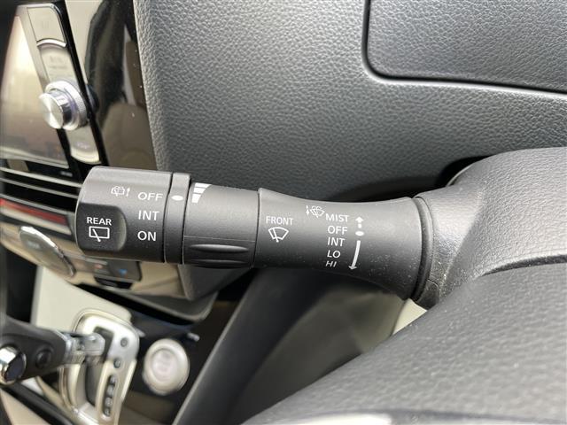 セレナ ハイウェイスター Vセレ+セーフティII SHV エマージェンシーブレーキ 車線逸脱警報 横滑り防止装置 社外ナビ フルセグ 全周囲カメラ 両側パワースライド クルコン ETC ドライブレコーダー 純正アルミ 冬タイヤ車載 プッシュスタート(23枚目)