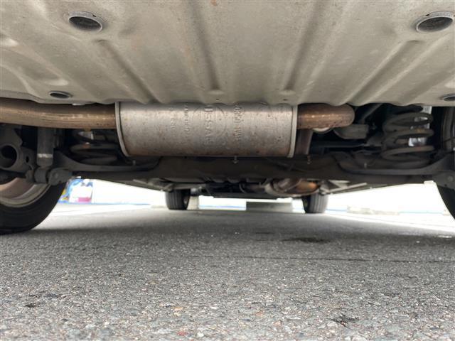 セレナ ハイウェイスター Vセレ+セーフティII SHV エマージェンシーブレーキ 車線逸脱警報 横滑り防止装置 社外ナビ フルセグ 全周囲カメラ 両側パワースライド クルコン ETC ドライブレコーダー 純正アルミ 冬タイヤ車載 プッシュスタート(43枚目)