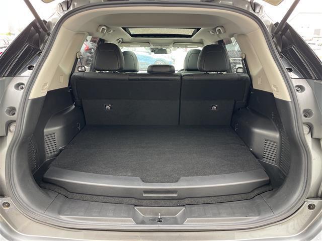 エクストレイル 20X HVエクストリーマXエマジェンシーブレーキP エマージェンシーブレーキ 車線逸脱警報 後側方車両検知警報 横滑り防止装置 純正SDナビ フルセグ 全周囲カメラ サンルーフ シートヒーター ミラーヒーター コーナーセンサー 純正アルミ(16枚目)