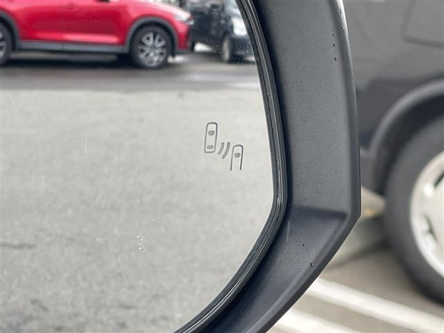 RAV4 G Zパッケージ 禁煙車 モデリスタエアロ レザーシート トヨタセーフティセンス ブラインドスポットモニター 純正ディスプレイオーディオ フルセグ デジタルインナーミラー シートヒーター ステアリングヒーター ETC(10枚目)