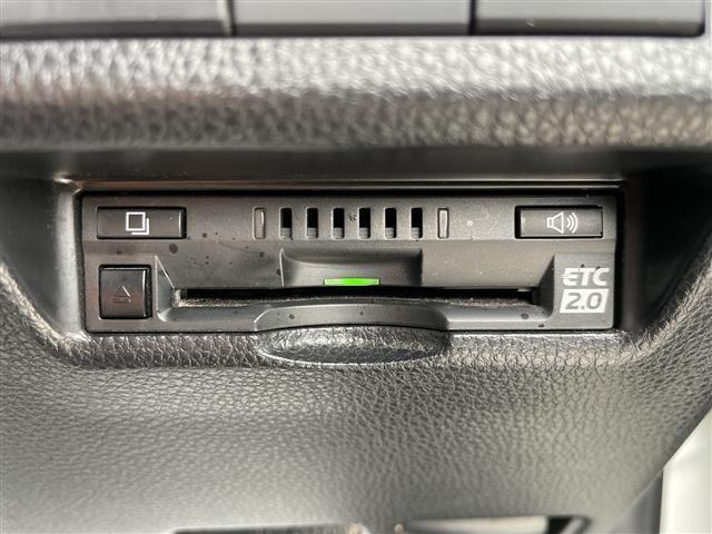 RAV4 G Zパッケージ 禁煙車 モデリスタエアロ レザーシート トヨタセーフティセンス ブラインドスポットモニター 純正ディスプレイオーディオ フルセグ デジタルインナーミラー シートヒーター ステアリングヒーター ETC(32枚目)