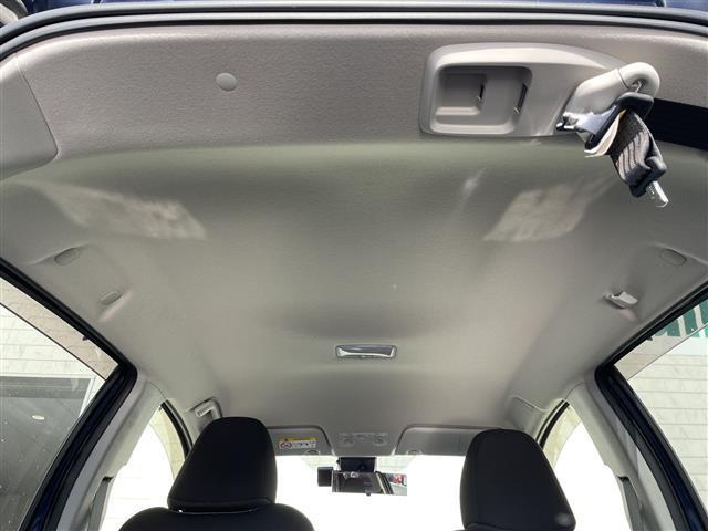 ヴィッツ Ｆ　セーフティーエディションＩＩＩ　ワンオーナー　トヨタセーフティセンス　社外ナビ　フルセグ　ドライブレコーダー　クリアランスソナー　横滑り防止　プッシュスタート　スマートキー（34枚目）