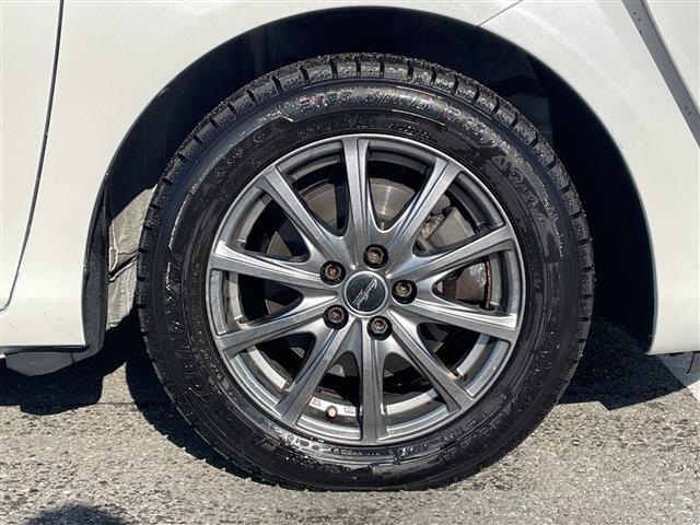 シエンタ ファンベースＧ　トヨタセーフティセンス　両側パワースライドドア　ハーフレザーシート　社外フローティングナビ　バックカメラ　フルセグ　ビルトインＥＴＣ　ＬＥＤヘッドライト　アイドリングストップ　横滑り防止　スマートキー（17枚目）